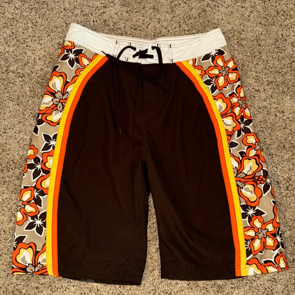 Old Navy men’s swim trunks